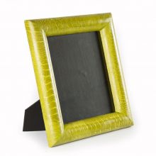 AC043 - OSTRICH MOULDED PICTURE FRAME OSTRICH MOULDED PICTURE FRAME